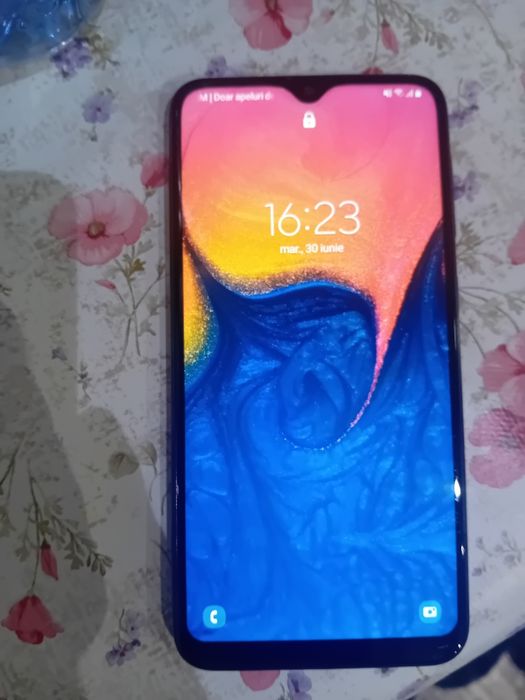 Vând samsung a10