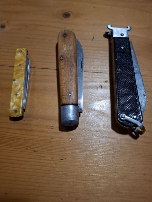 Продавам три уникални ножки