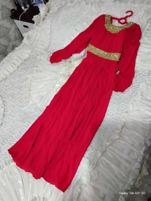 Kiyim vecherniy holati ideal