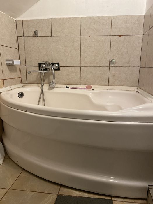 Vind cadă pe colț cu dim de 1,46/98