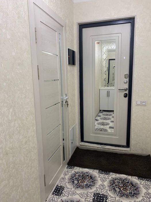 Сдается двух комнатная квартира.