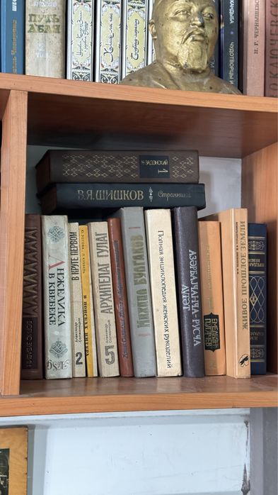 Книги всех жанров и всех языков