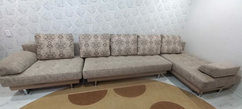 Мягкий уголок, диван