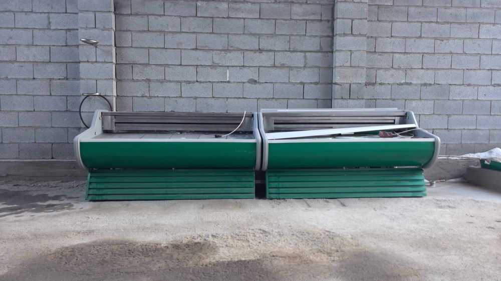 Витринные холодильники