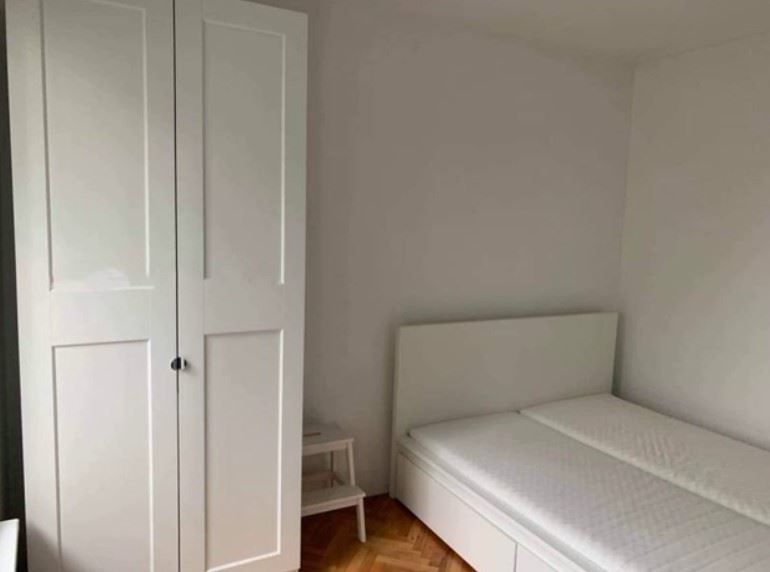 Дава се под наем Двустаен апартамент в София, Яворов - 55 кв.м за 623.22 € - Снимка #4