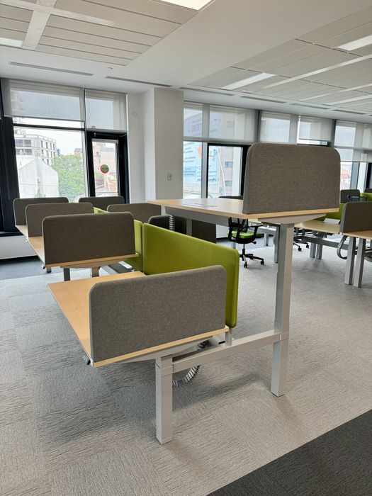 Stoc 89 Buc. Birou Reglabil Electric, Dublu 140X80 cm/blat, Bench Masă