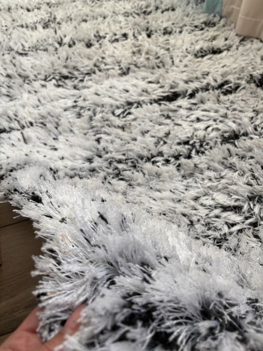 Ковёр травка в отличном состоянии