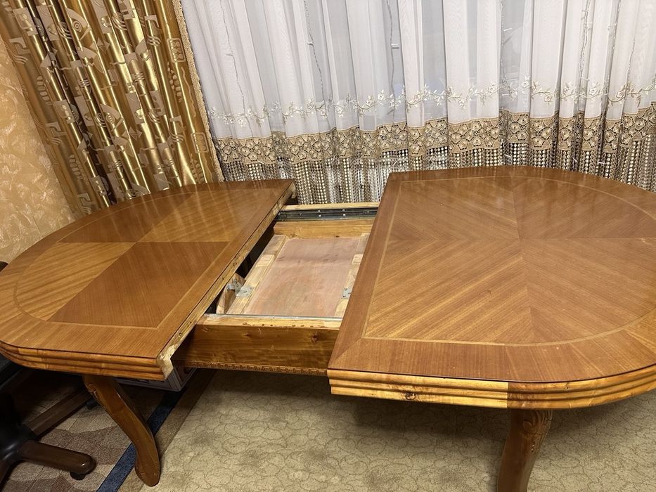 Стол Малайзиский со 6 стульями