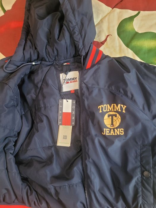 Geaca Tommy hilfiger 100% originala fete-S