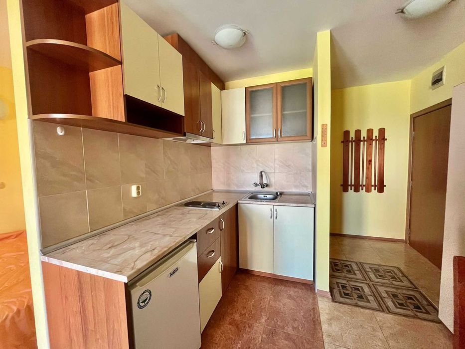 Продава се Едностаен апартамент в к.к. Слънчев бряг - 40 кв.м за 1275 €/кв.м - Снимка #3