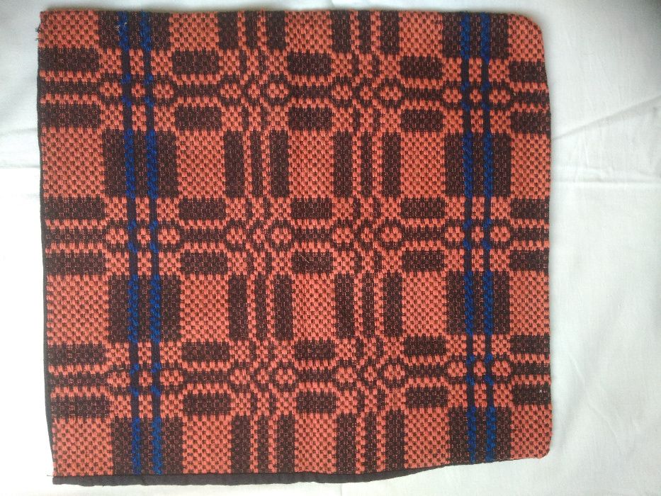 Автентични ръчно тъкани калъфки за възглавници