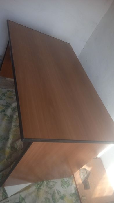 Продам стол 12000