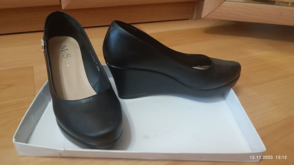 Женская туфли 36 размер