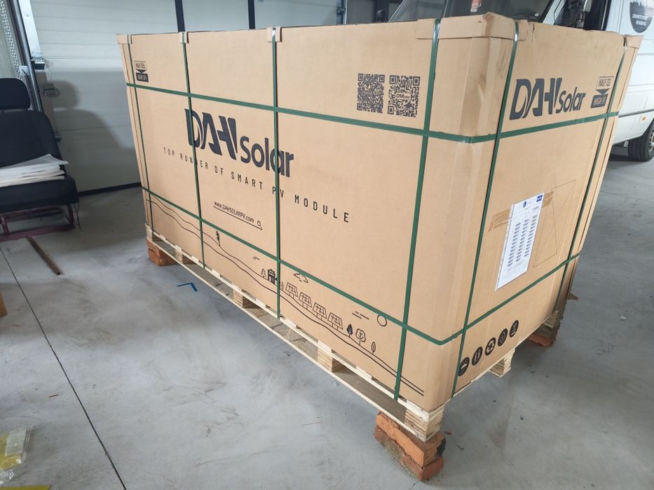 Panou Fotovoltaic 590W DAH Solar