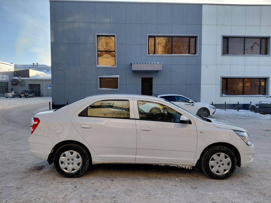 Продам новую машину пробег 8000