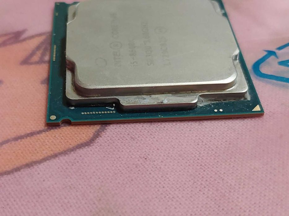 Intel Core i5 8600K, 6-ядрен, LGA 1151 - със забележка !