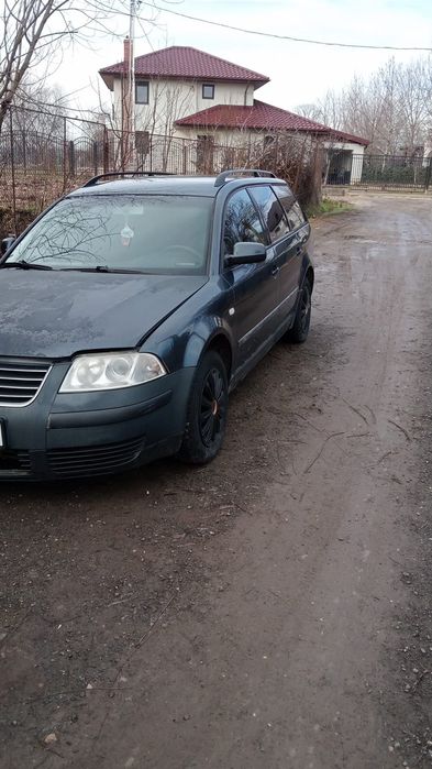 Vând vw passat avariat