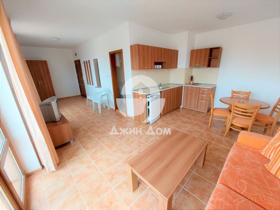 Продава се Двустаен апартамент в к.к. Слънчев бряг - 59 кв.м за 1067 €/кв.м - Снимка #11