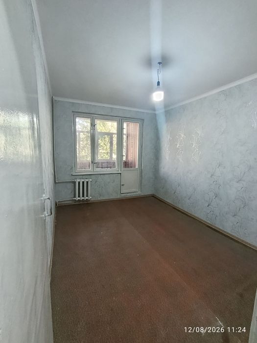 1 xona 2 xona qilingan 3 etaj kvartira sotiladi
