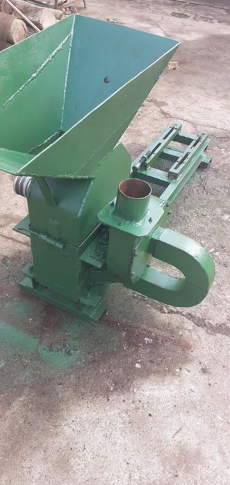 Чукова фуражомелка с вентилатор.