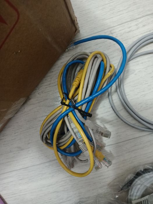 Патч корды, USB Абая Сайна