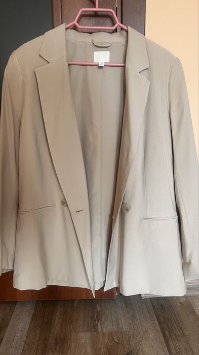 Ново дамско сако