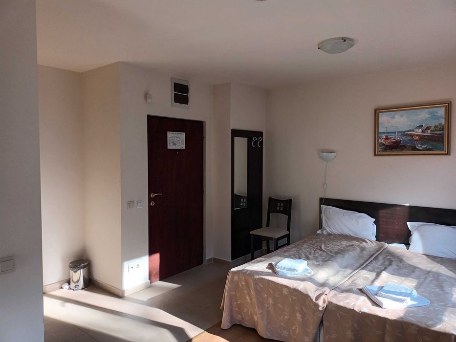 Продава се Къща в Дългопол - 700 кв.м за 133 €/кв.м - Снимка #5