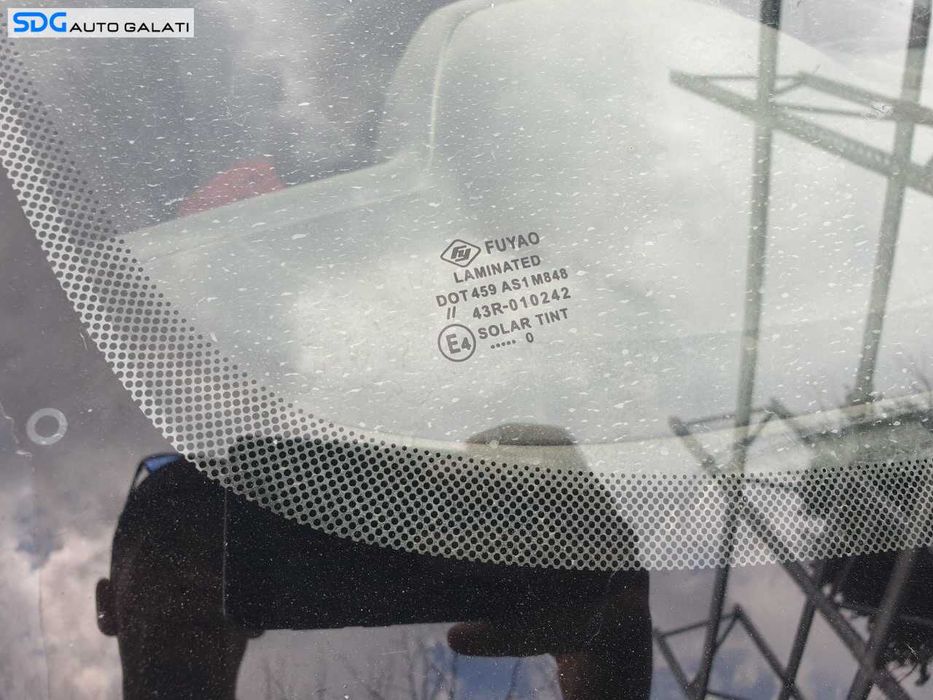 Parbriz Geam Sticla Model Simplu Fara Senzor Ploaie Lumini Fiat Doblo 2 2009 - 2015 (Fisura) [Q4811]