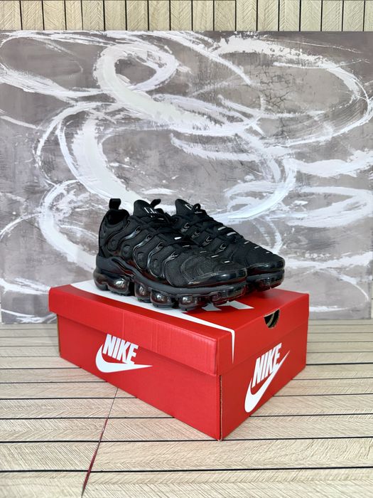 Nike Vapor Max Plus Black