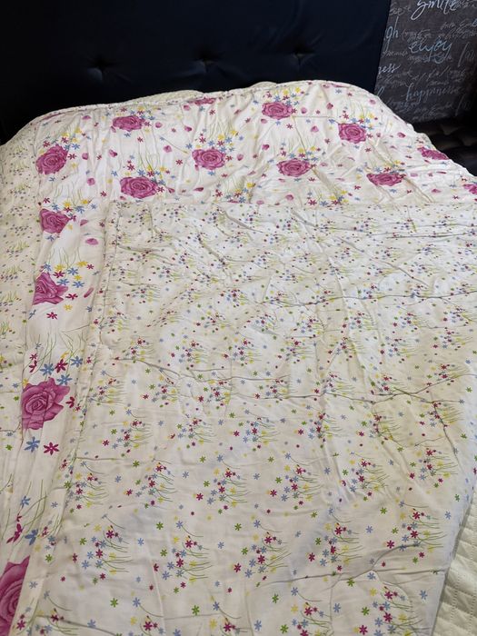 Продам теплое одеяло.