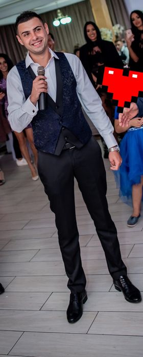 Vand  costum de ginere masura 48 ( 60-65 kg)