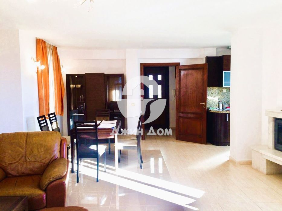 Продава се Къща в Свети Влас - 250 кв.м за 653 €/кв.м - Снимка #2