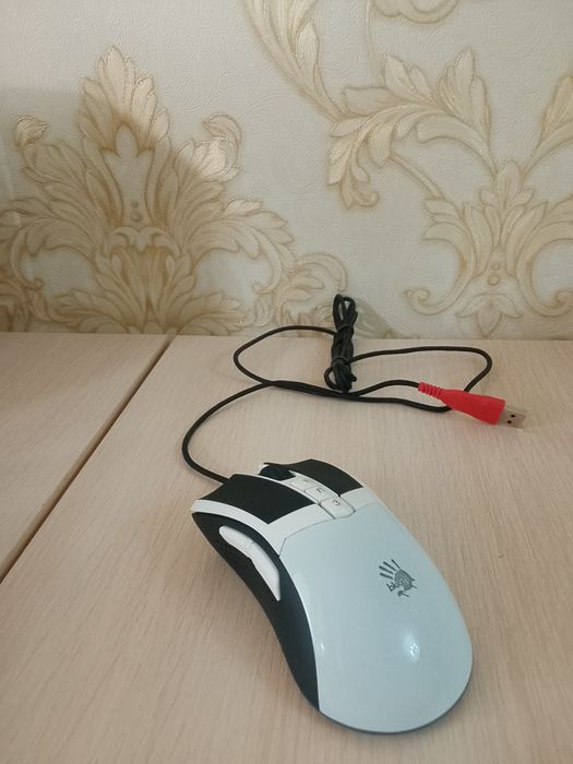игровая мышка Bloody W90max