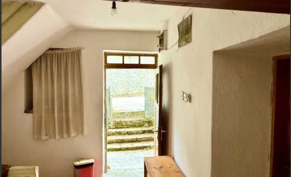 Триетажна къща в с. Лясково с гараж и работилница. отлична възможност!