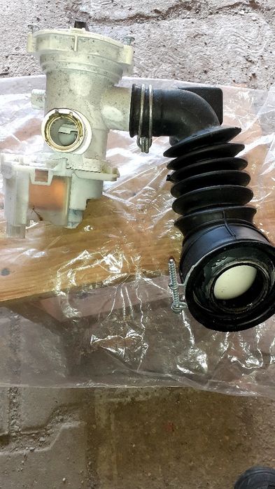 Dezmembrez Indesit IWSNE 61253