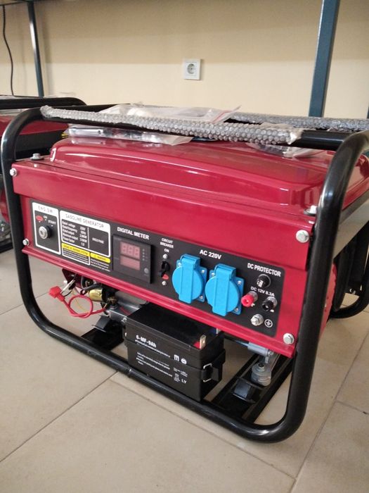 3.5 киловата Бензинов генератор за ток с Ел стартер и Дистанционно