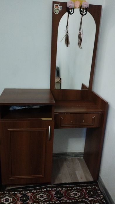 Продам туалетная столик!