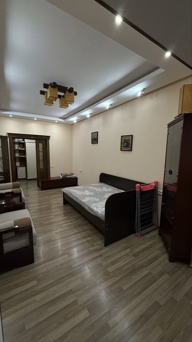 Аренда 3/3/4 Авиасозлар-1, Кадышева, школа 61, военкомат