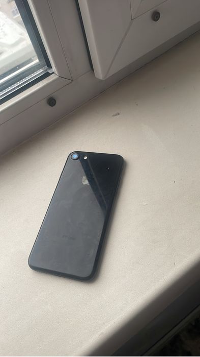 Продам айфон 7 состояние среднее