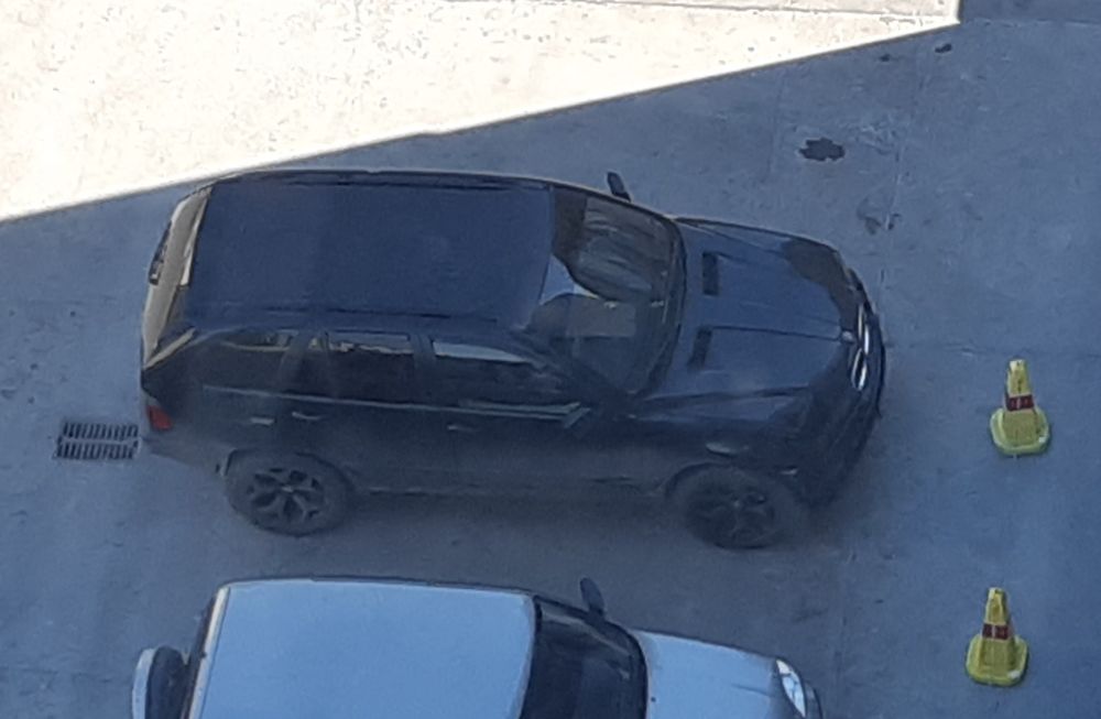 Продам БМВ Х5 Е53