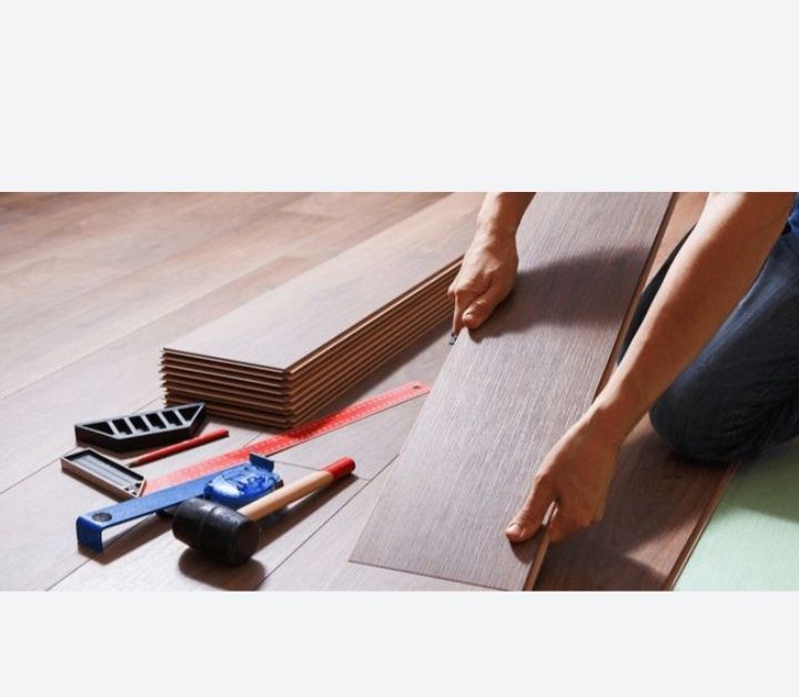 Укладка ламината линолеума. плинтусов.