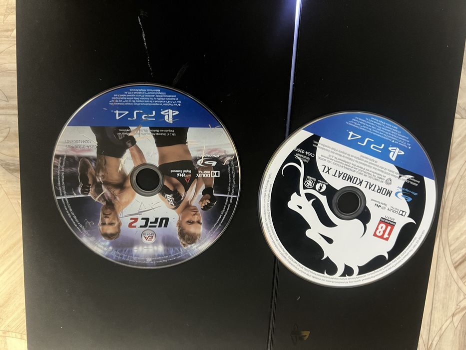 Продам PS4 или обмен на айфон