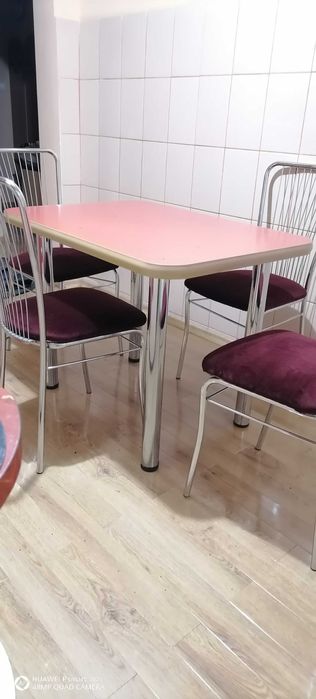 Retapitare mobilier, paturi, scaune