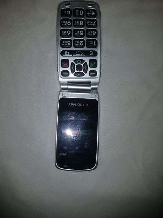 Knopkali telefon Texno max