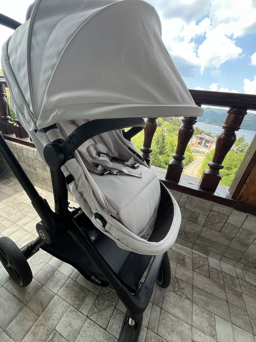 Cybex EOS – Сива | Много запазена | 100 €