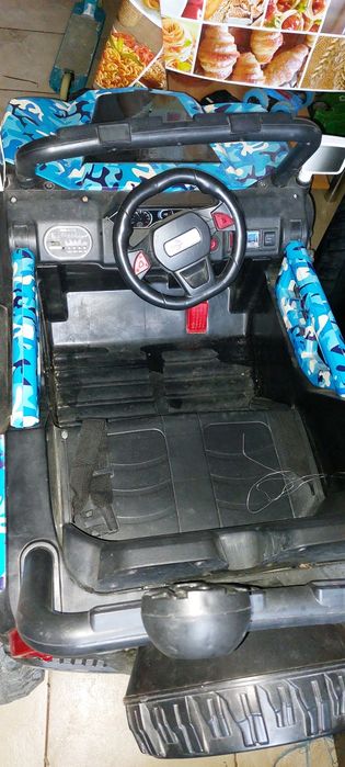 DE vînzare masinuta  electrica