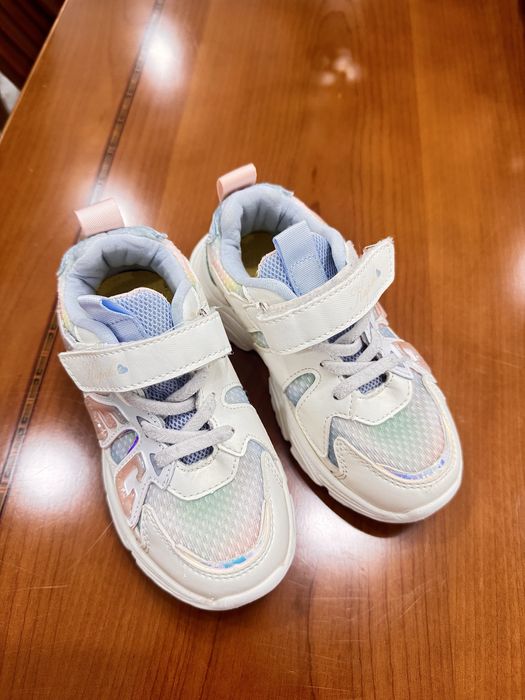 Продам Кроссовки Детские