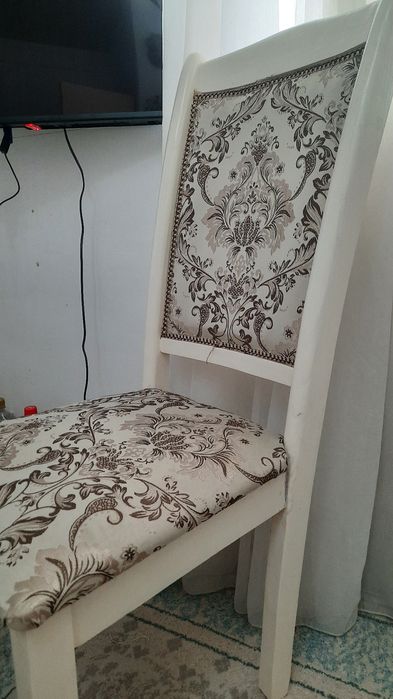 Стулья гостинные 4 шт