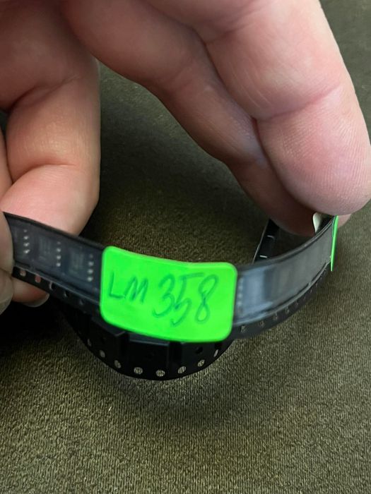 Електронни компоненти