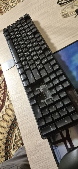 Компьютер сотилади